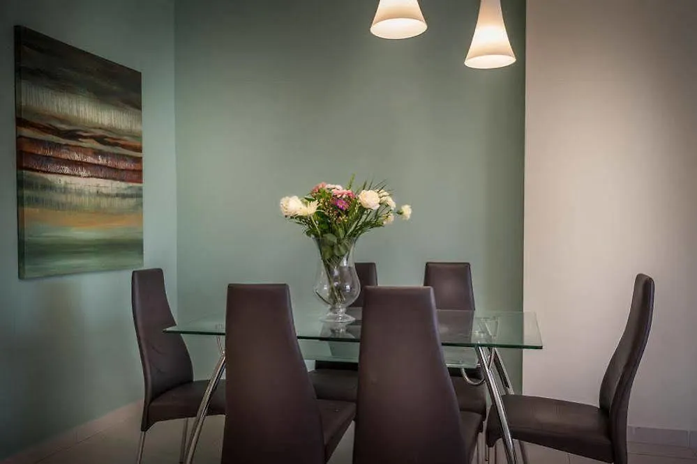 Consiglia Apartment - St. Julians Saint Julian's