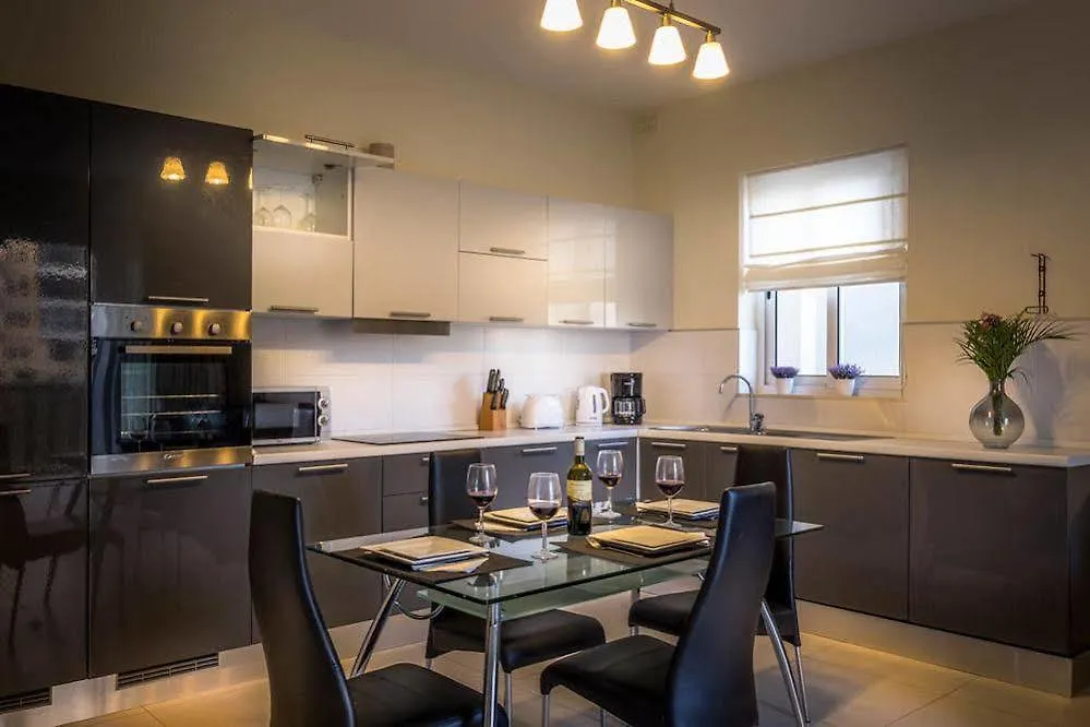 Consiglia Apartment - St. Julians Saint Julian's Malta