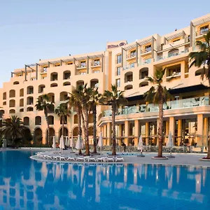 5* מלון Hilton Malta